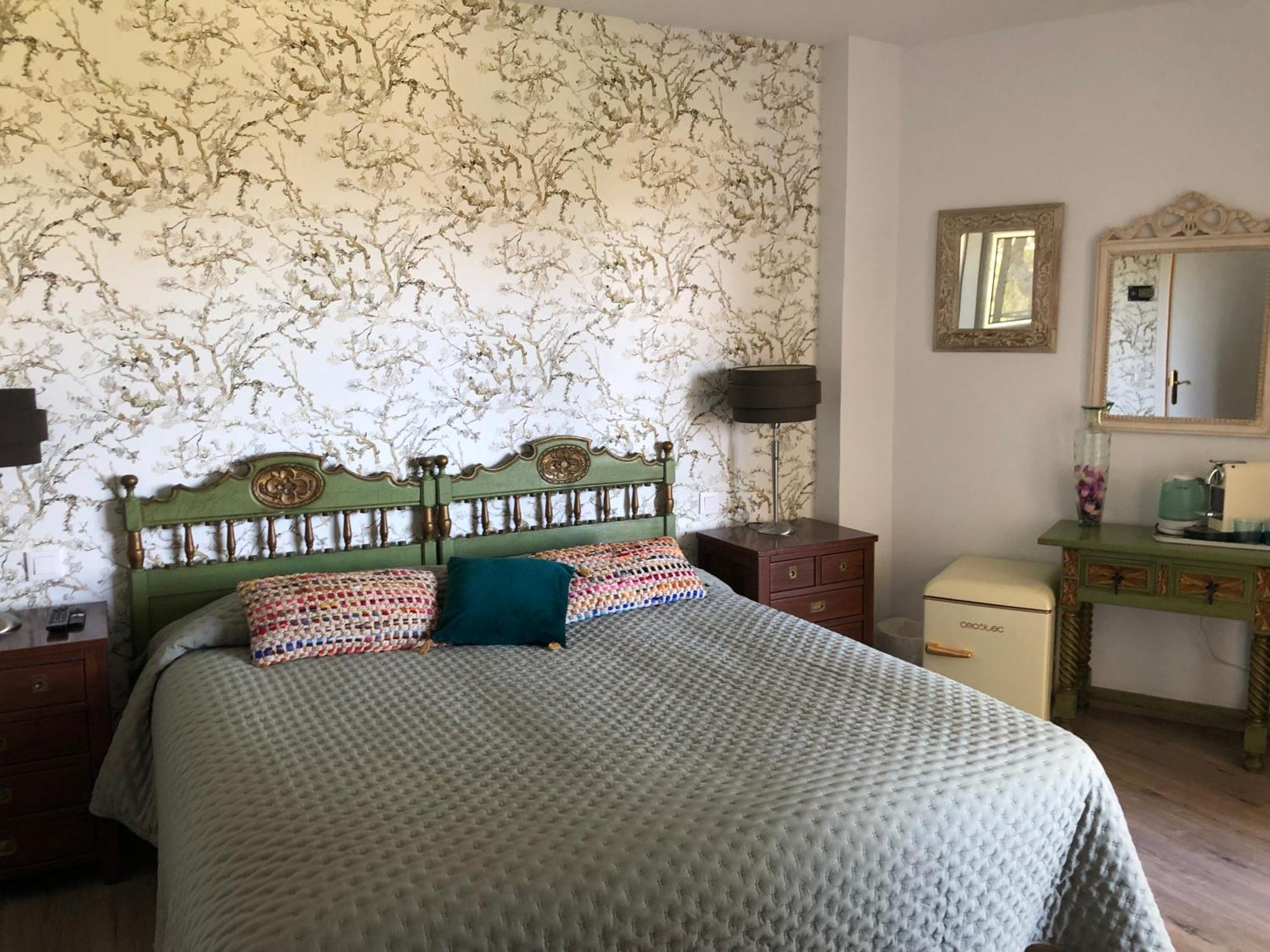 Habitacion Deluxe Con Bano Privado En Atalaya Apartagolf, 埃斯特波纳 外观 照片